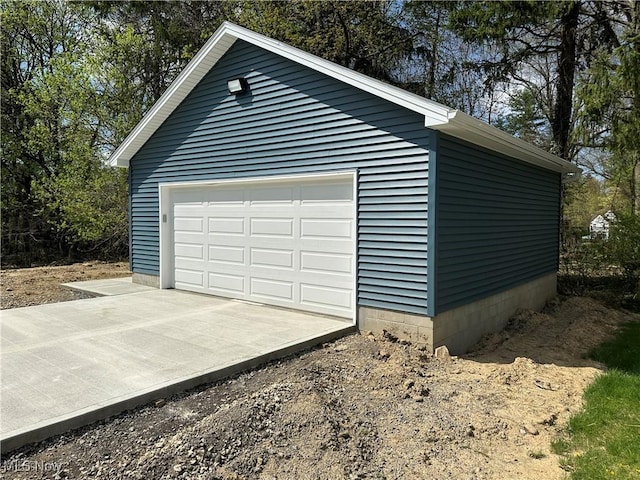 738 Mineral Springs Ave, Youngstown, OH 44511 - view of detached garage