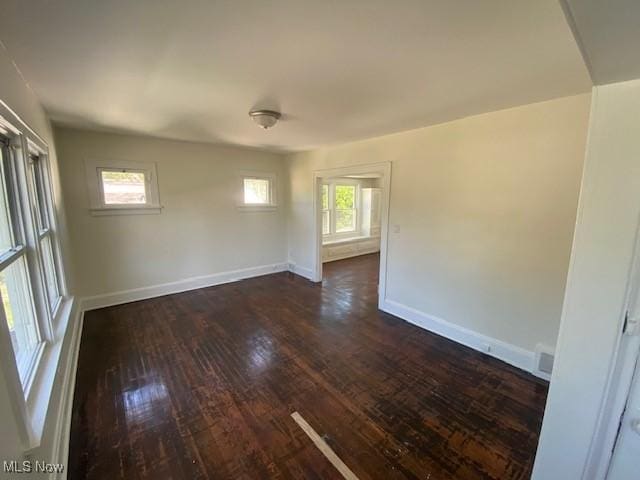 12711 Kadel Ave, Cleveland, OH 44135 - photo 17