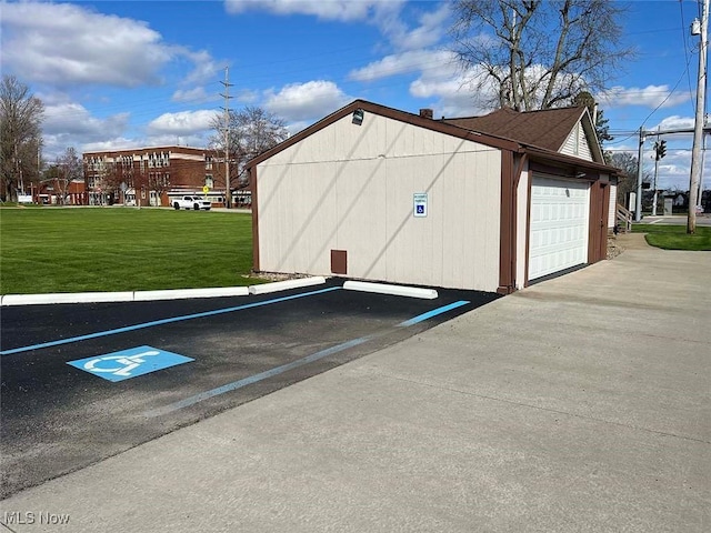 7431 Middlebranch Ave NE, Canton, OH 44721 - view of outdoor structure with uncovered parking