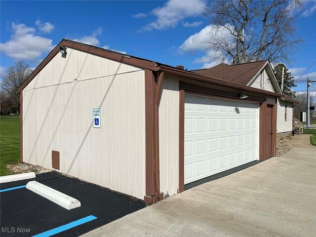 7431 Middlebranch Ave NE, Canton, OH 44721 - view of garage
