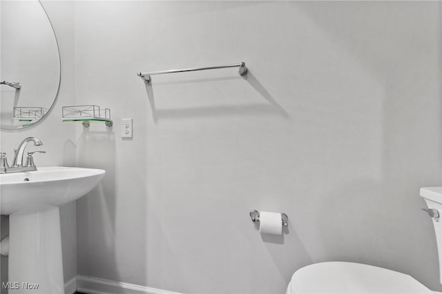 4006 N Steels Cir, Stow, OH 44224 - bathroom featuring toilet and a sink