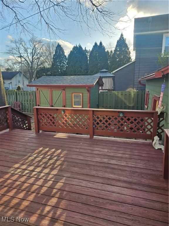 445 N 18th St, Sebring, OH 44672 - wooden terrace with fence