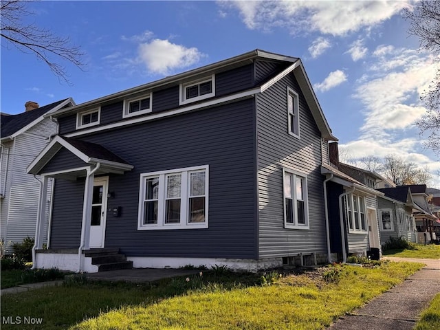 204 N Spring St, Loudonville, OH 44842 - view of front facade