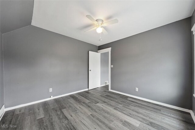 4104 Woburn Ave, Cleveland, OH 44109 - photo 21