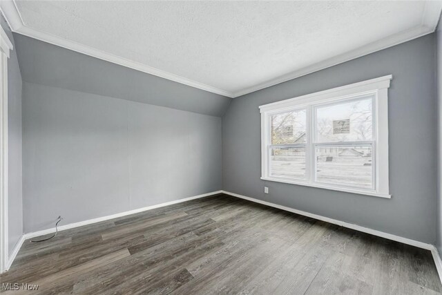 4104 Woburn Ave, Cleveland, OH 44109 - photo 22