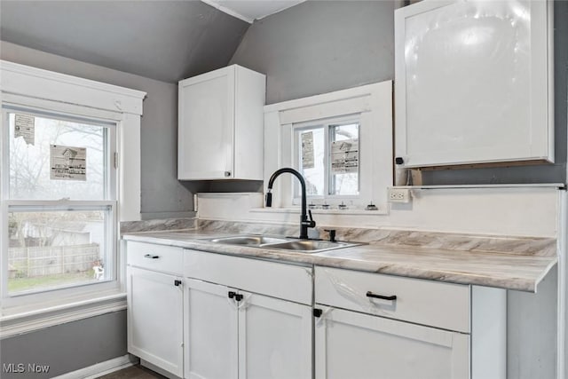 4104 Woburn Ave, Cleveland, OH 44109 - photo 24