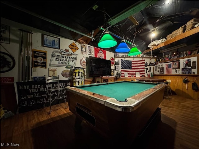 playroom featuring wood finished floors and pool table
