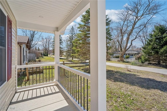 498 Fairlawn Ave, Painesville, OH 44077 - photo 5