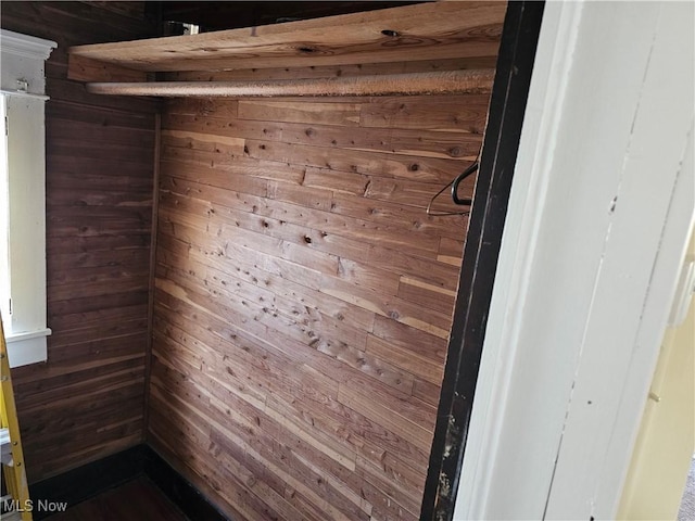 606 S 7th St, Cambridge, OH 43725 - view of closet