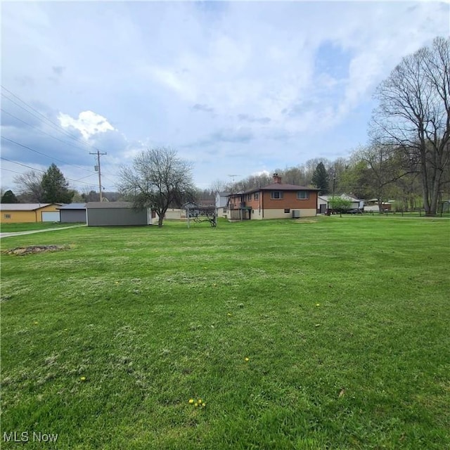 243 Hagan St, Adena, OH 43901 - view of yard