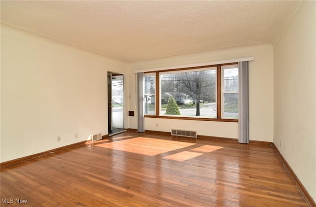 4880 Green Rd, Warrensville Heights, OH 44128 - photo 5