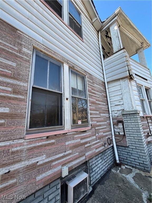 1220 Ansel Rd, Cleveland, OH 44108 - photo 8