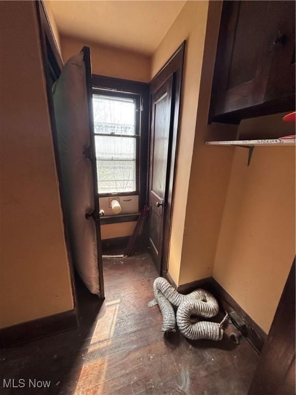 1220 Ansel Rd, Cleveland, OH 44108 - photo 28