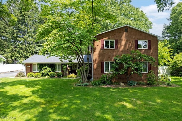 1047 Ashwood Dr, Wooster, OH 44691 - photo 1