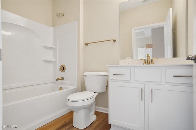 9264 Sharrott Rd Unit 1002, Poland, OH 44514 - bathroom featuring vanity, wood finished floors, and tub / shower combination