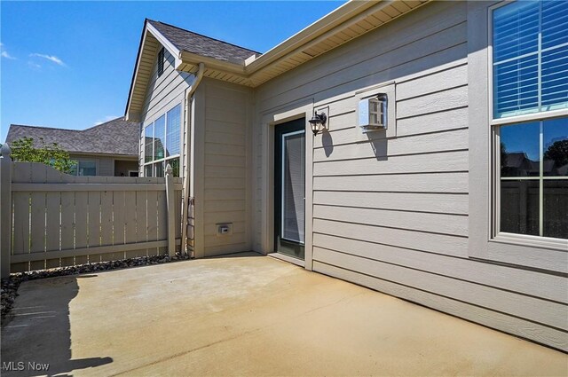 9264 Sharrott Rd Unit 1002, Poland, OH 44514 - entrance to property featuring a patio area