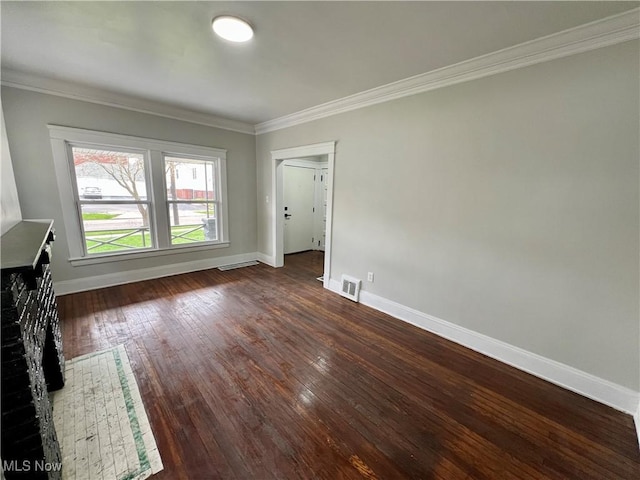 3478 E 150th St, Cleveland, OH 44120 - interior space with baseboards, visible vents, dark wood-style floors, and crown molding
