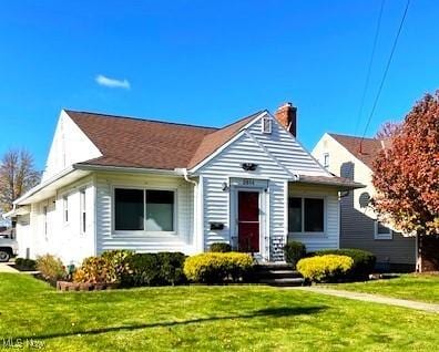 2814 Westmoor Rd, Rocky River, OH 44116 - bungalow with a chimney and a front yard