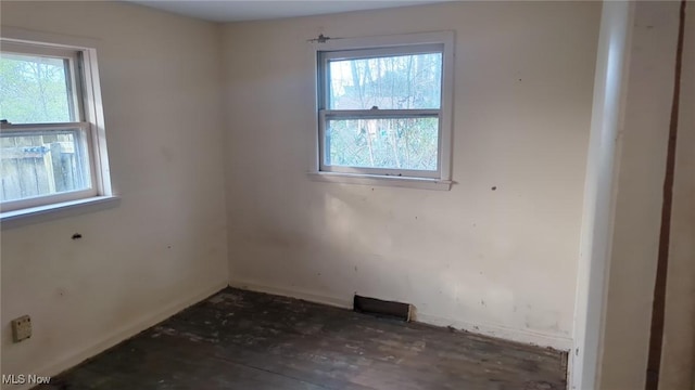 315 Loma Dr, Akron, OH 44319 - spare room with plenty of natural light and baseboards