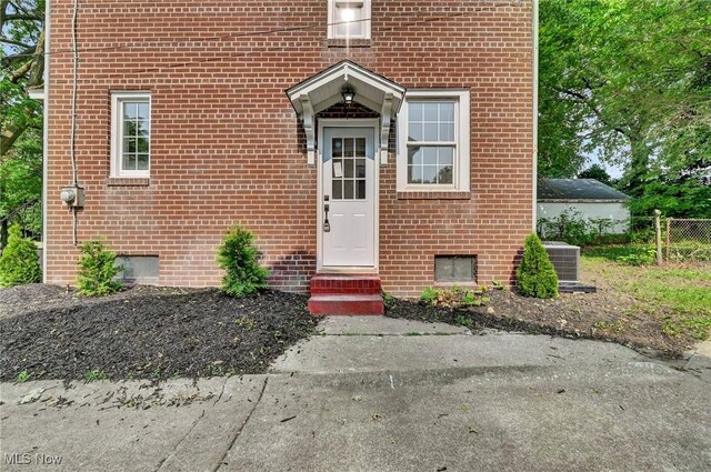 349 E Park Ave, Barberton, OH 44203 - photo 30