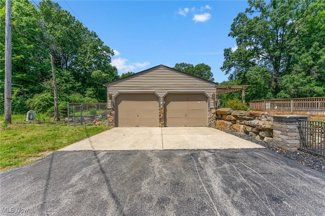 148 N Kimberly Ave N, Youngstown, OH 44515 - view of detached garage