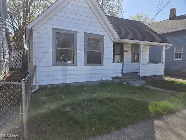 3113 W 54th St, Cleveland, OH 44102 - photo 2