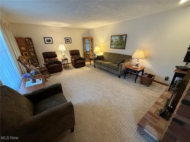 2476 Willow Brook Dr NW, Dover, OH 44622 - living area with baseboards and a textured ceiling