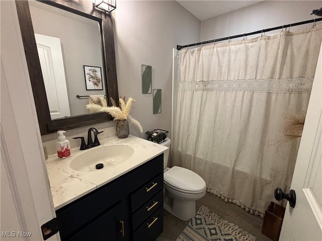 53206 Poplar Dr, Bridgeport, OH 43912 - full bath featuring vanity, toilet, and a shower with shower curtain
