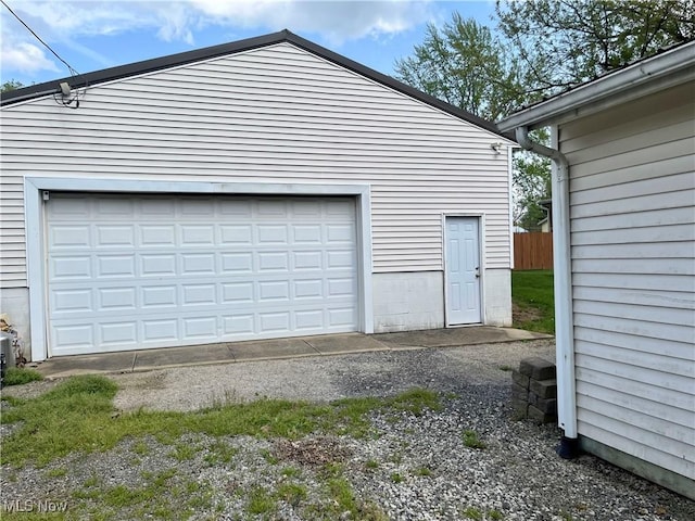 1376 Fairview Ave, Atwater, OH 44201 - view of garage