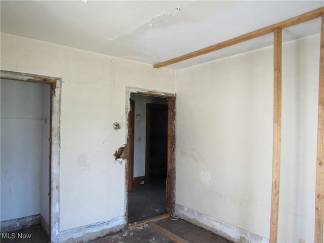 325 Hillwood Dr, Akron, OH 44320 - exterior space
