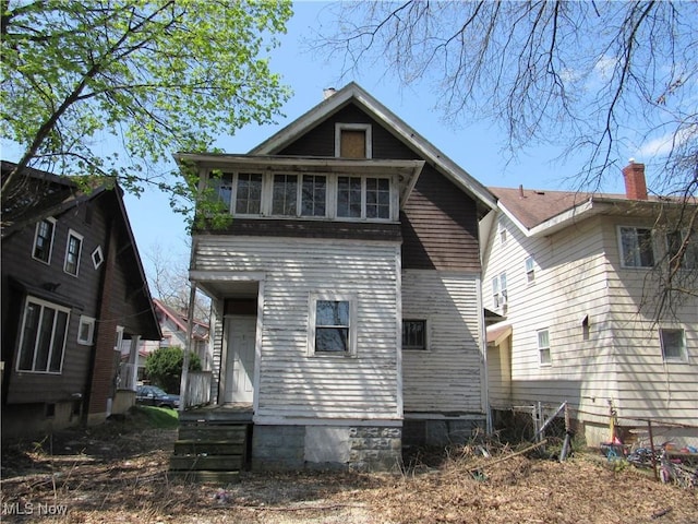 325 Hillwood Dr, Akron, OH 44320 - view of back of property
