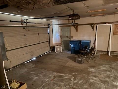 944 Bey Rd, Akron, OH 44312 - garage with a garage door opener