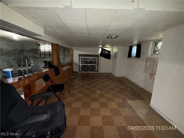 224 E Pine St, Lisbon, OH 44432 - bar with tile patterned floors