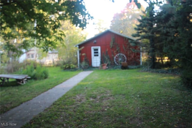224 E Pine St, Lisbon, OH 44432 - view of yard with an outbuilding
