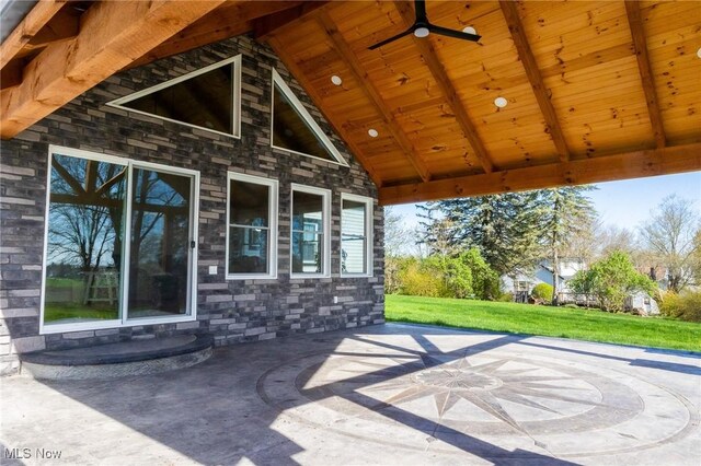 view of patio with ceiling fan