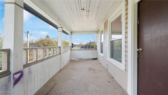 636-638 Fern St, Akron, OH 44307 - view of balcony