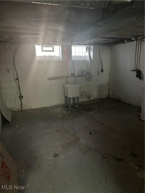 1765 E 238th St, Euclid, OH 44117 - below grade area featuring a sink