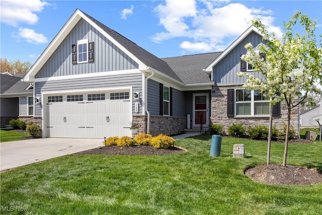 craftsman inspired home with board and batten siding, a garage, driveway, stone siding, and a front yard