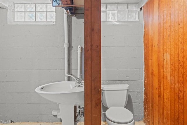 bathroom with toilet