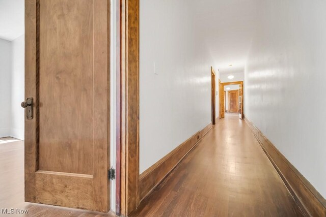 1357 E Blvd Unit 2, Cleveland, OH 44106 - hall featuring wood finished floors