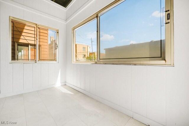 1357 E Blvd Unit 2, Cleveland, OH 44106 - view of empty room