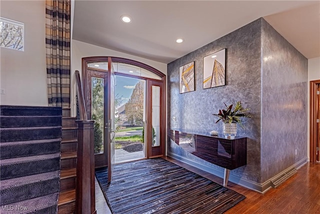 3601 Chapelton Ct, Richfield, OH 44286 - entrance foyer featuring wood finished floors, stairway, and recessed lighting