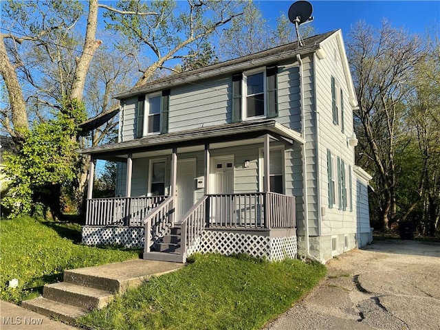 view of front facade featuring covered porch