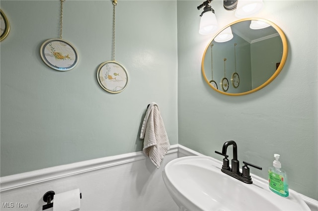 142 Gillett St, Painesville, OH 44077 - bathroom with a sink