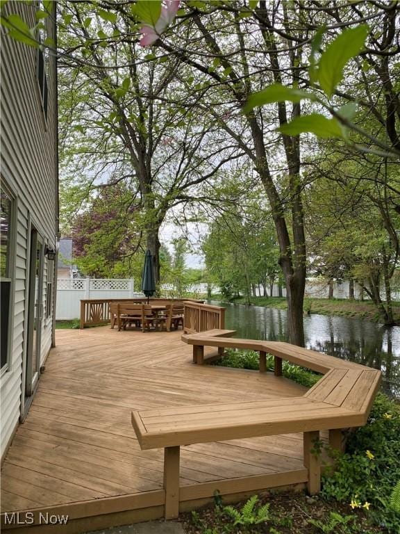 312 Chesapeake Cv, Painesville, OH 44077 - deck with a water view