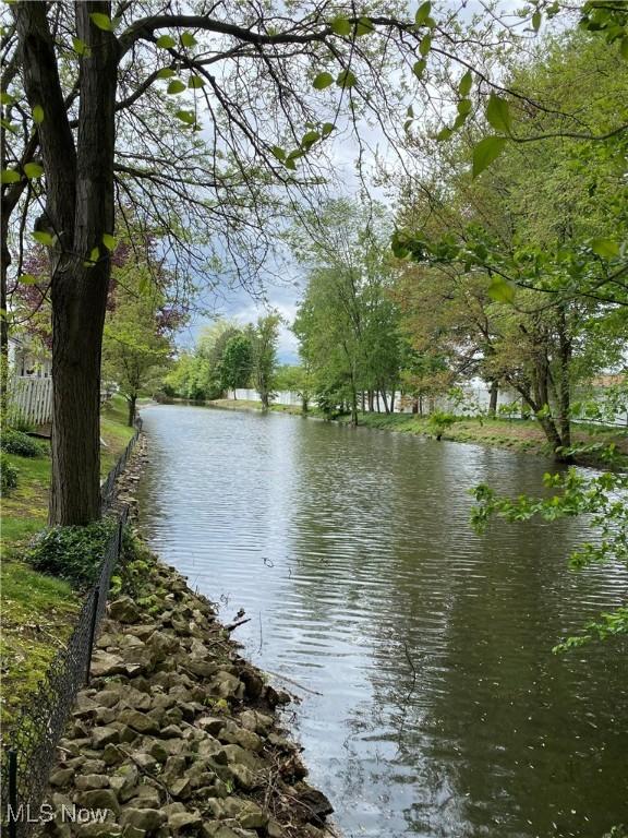 312 Chesapeake Cv, Painesville, OH 44077 - water view