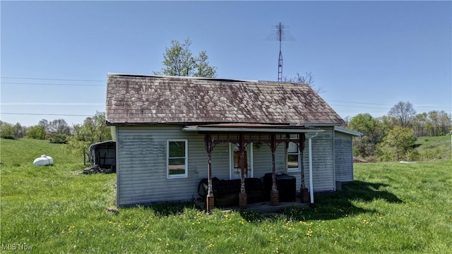 view of outdoor structure