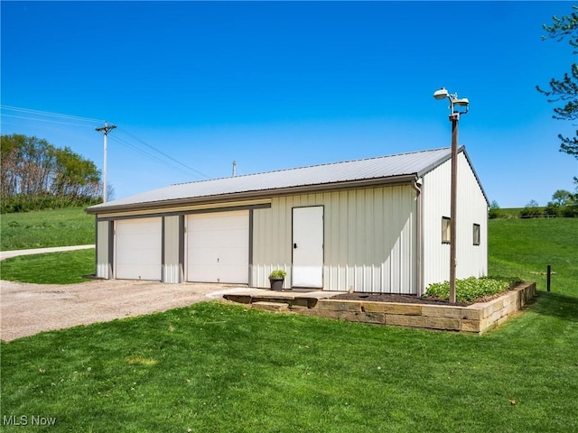 view of detached garage