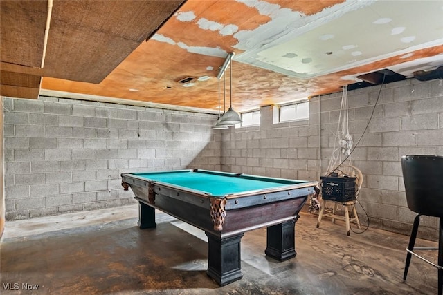 rec room featuring billiards and concrete floors