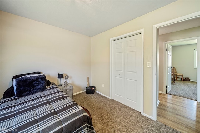 6084 Clay St, Thompson, OH 44086 - bedroom featuring baseboards and carpet